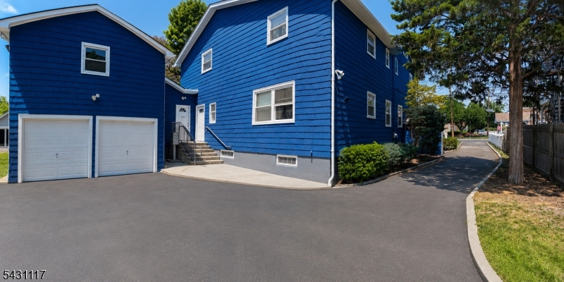 West End - Commercial Sale