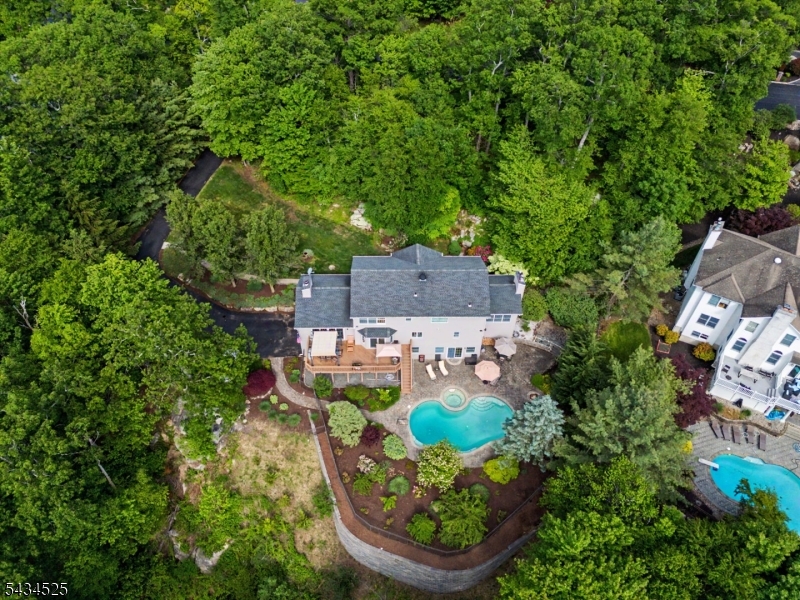 Estates of Kinnelon - Residential