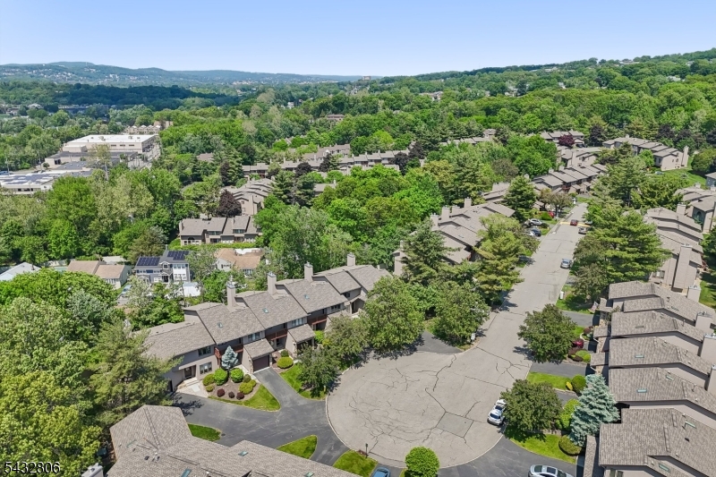 Wedgewood Knolls - Residential
