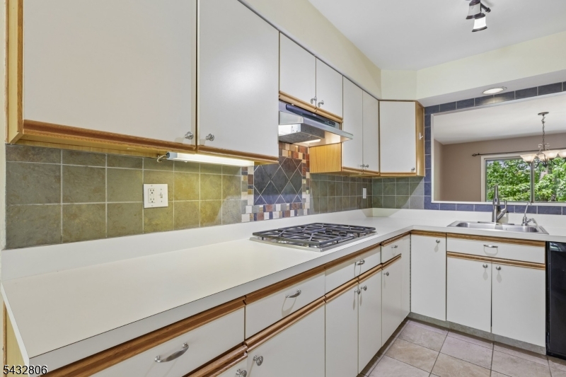 Wedgewood Knolls - Residential