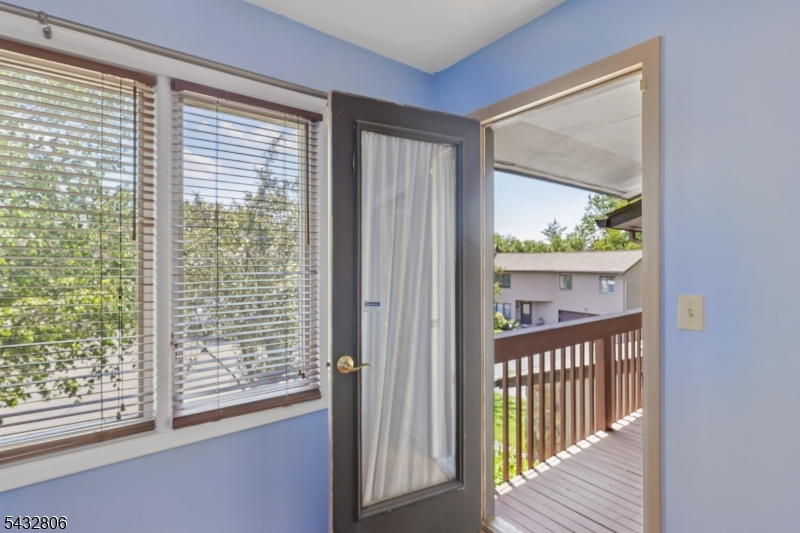 Wedgewood Knolls - Residential