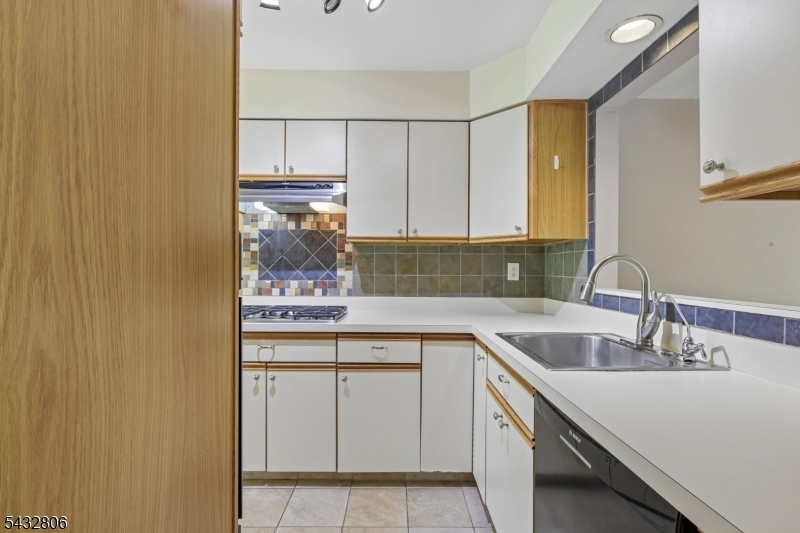 Wedgewood Knolls - Residential