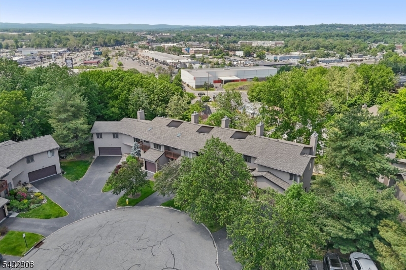 Wedgewood Knolls - Residential