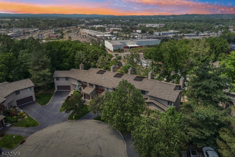Wedgewood Knolls - Residential