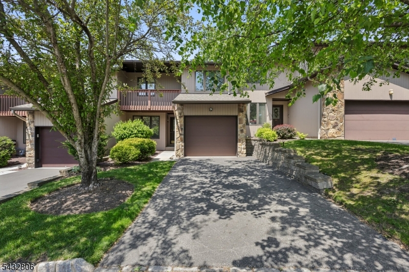 Wedgewood Knolls - Residential