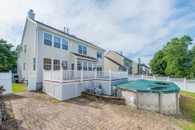 BROOK HOLLOW - Residential