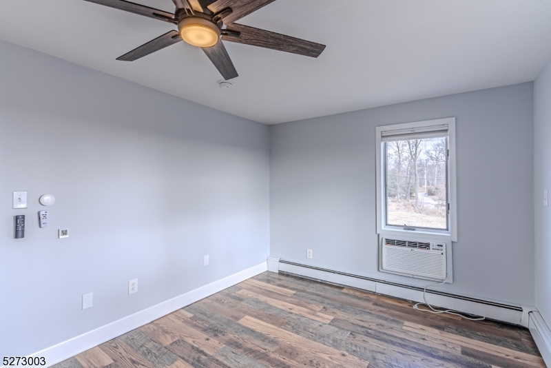 Cedar Lake - Residential Lease