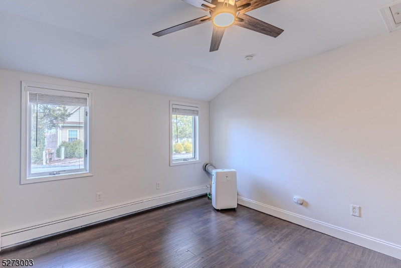 Cedar Lake - Residential Lease