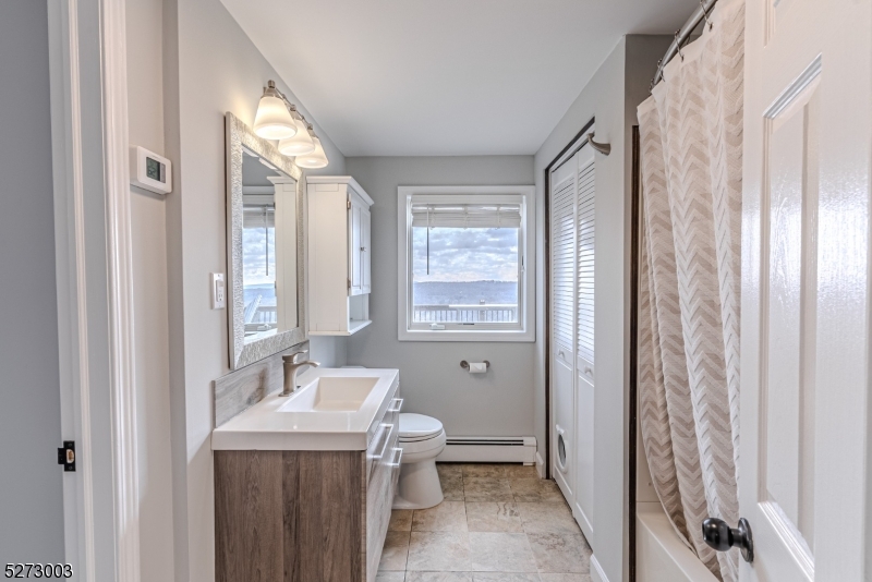 Cedar Lake - Residential Lease