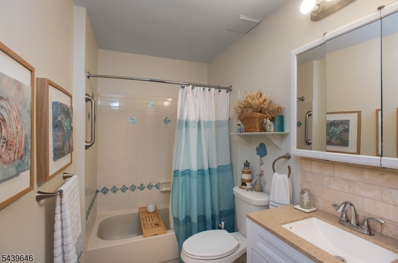 Country Club Quailbrook - Residential