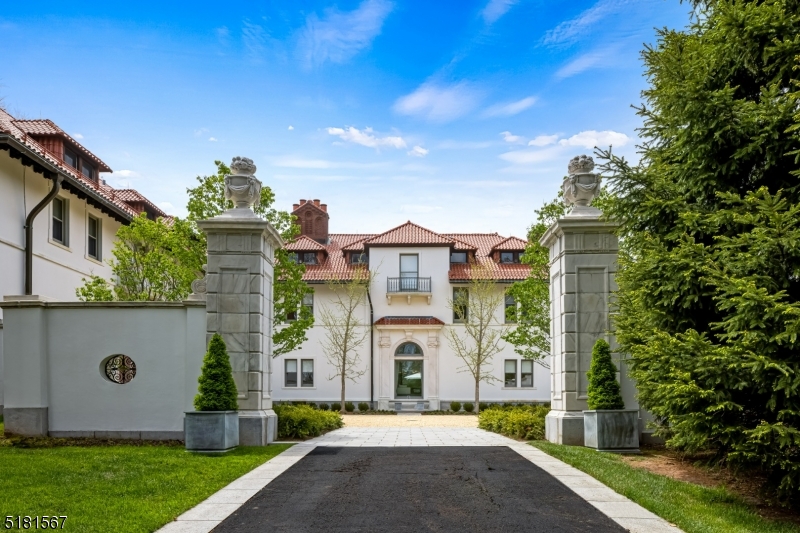 Mountain Colony - Residential