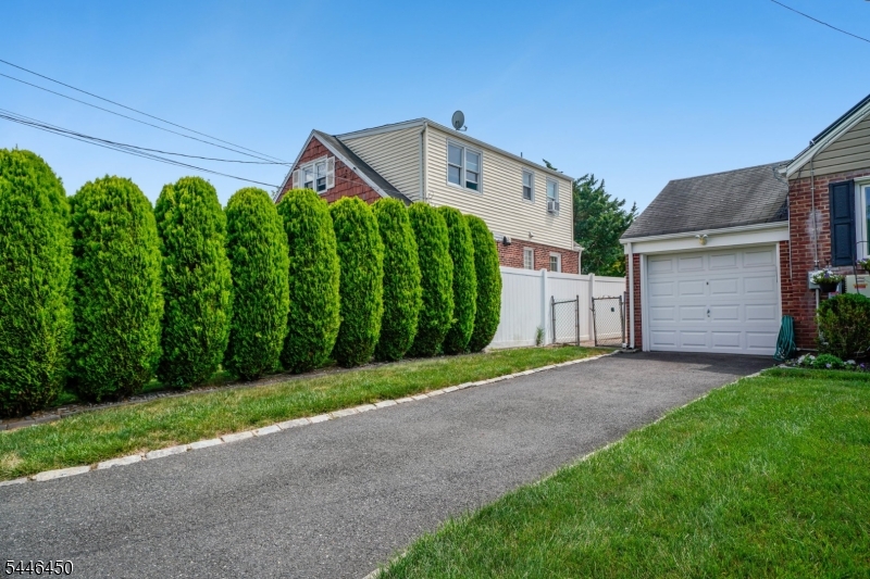 Battle Hill - Residential