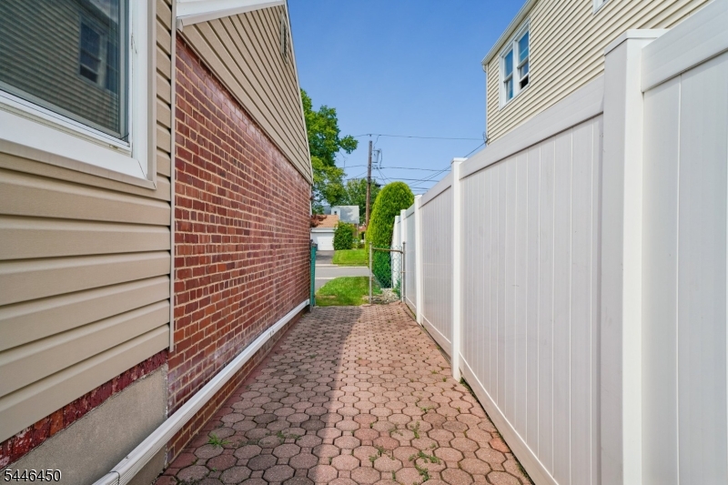 Battle Hill - Residential