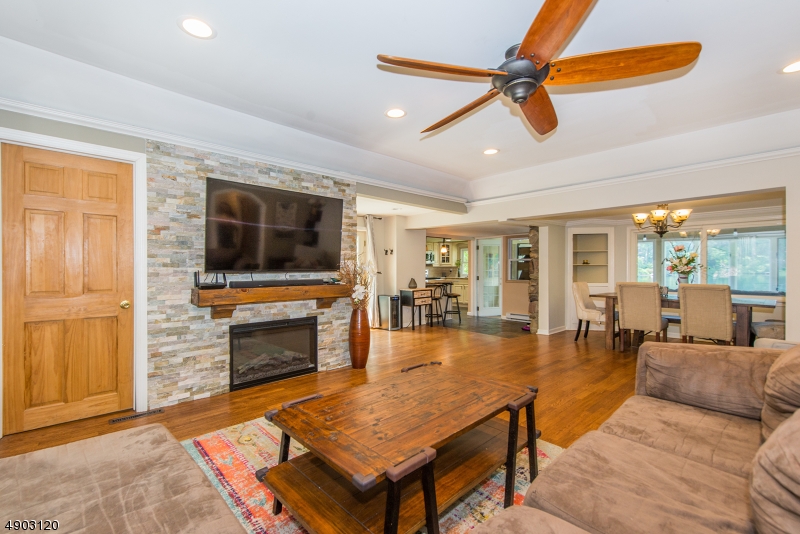 Rainbow Lakes - Residential
