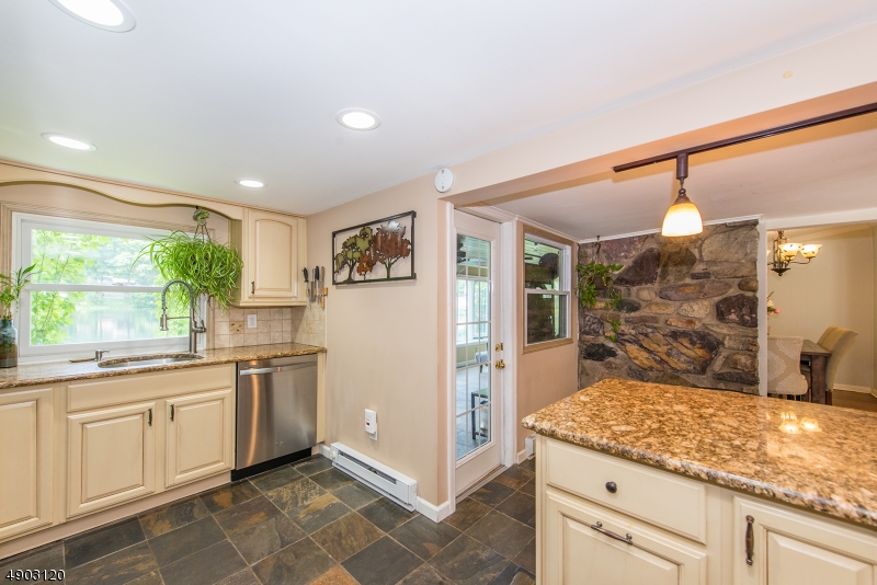 Rainbow Lakes - Residential