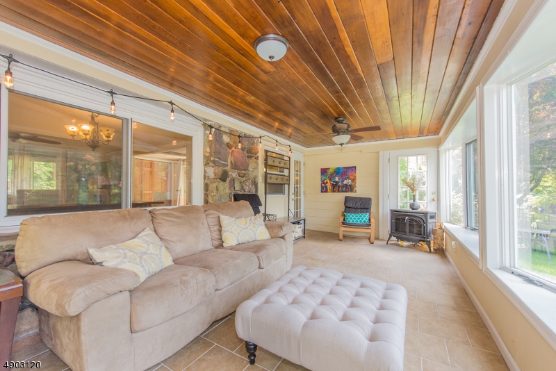 Rainbow Lakes - Residential