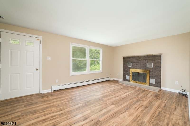 High Point Country Club - Residential Lease