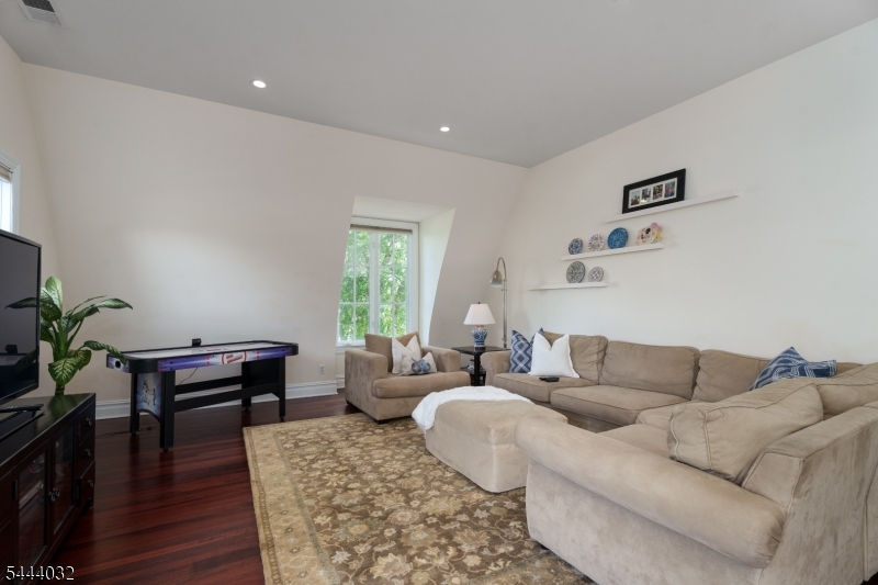 Cherry Valley - Residential