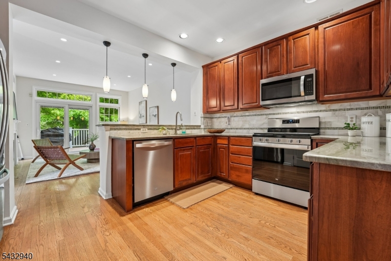 The Eagle Rock - Residential