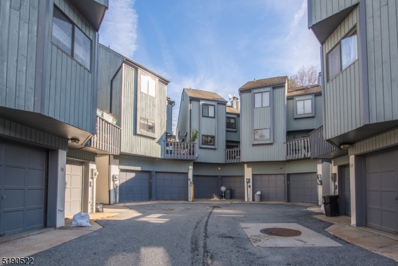 Hastings Square - Residential