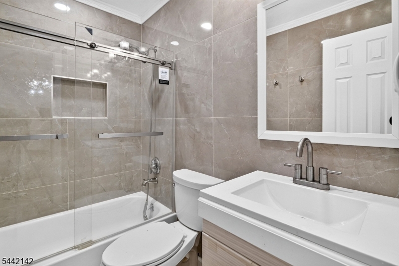 Glen Hills - Residential