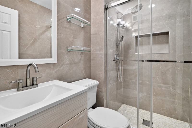 Glen Hills - Residential