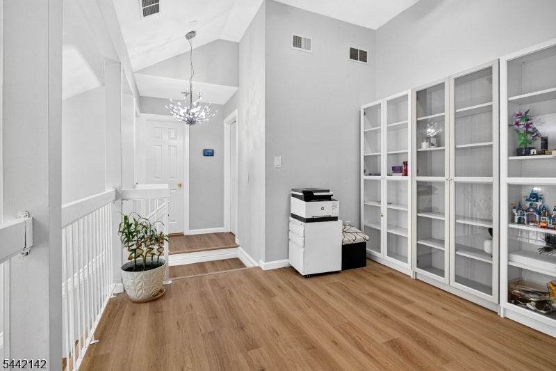 Glen Hills - Residential