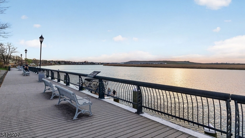 Raritan Ridge - Residential