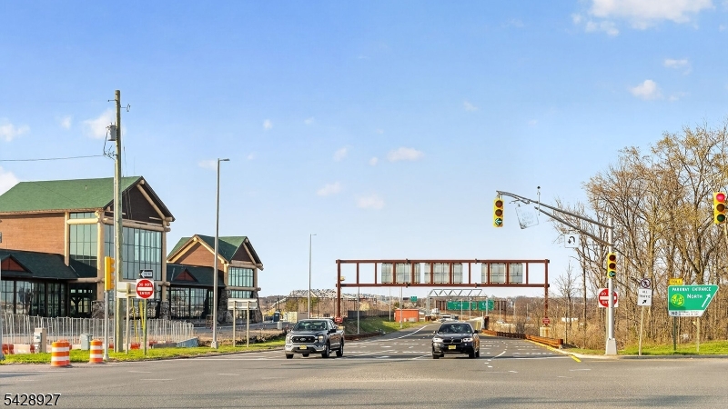 Raritan Ridge - Residential