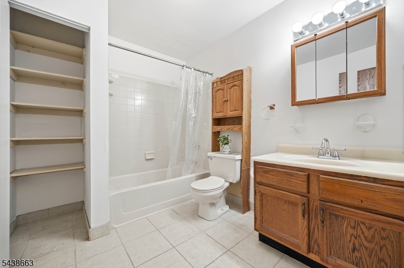 Convent Court Condo - Residential