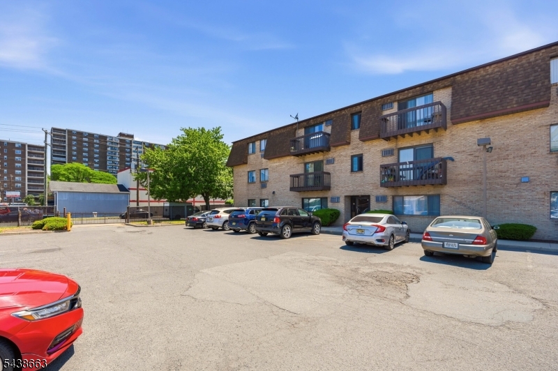 Convent Court Condo - Residential