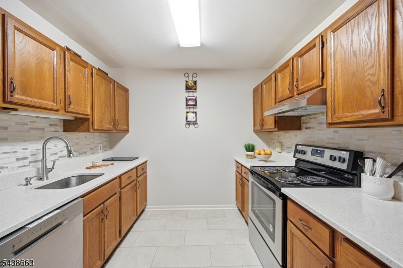 Convent Court Condo - Residential