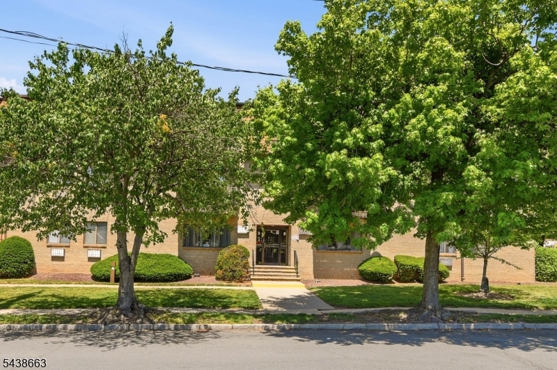 Convent Court Condo - Residential