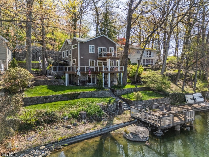 Erskine Lakes - Residential