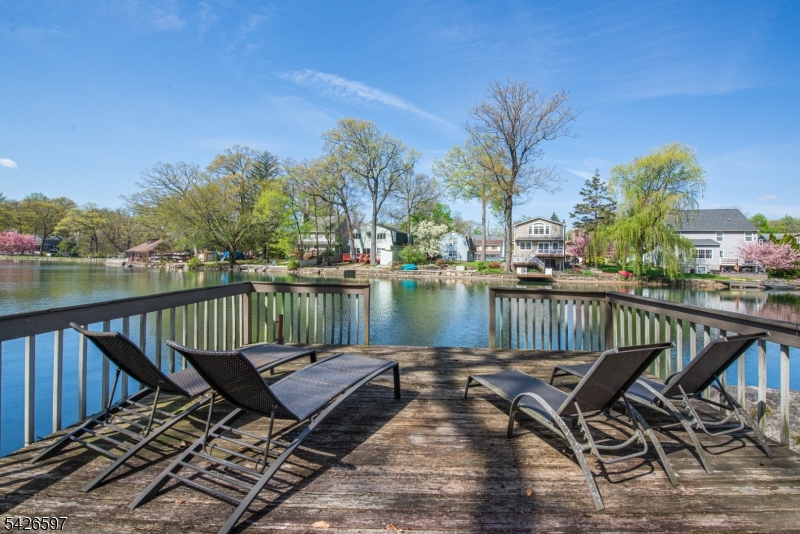 Erskine Lakes - Residential