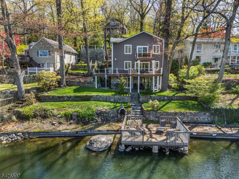Erskine Lakes - Residential