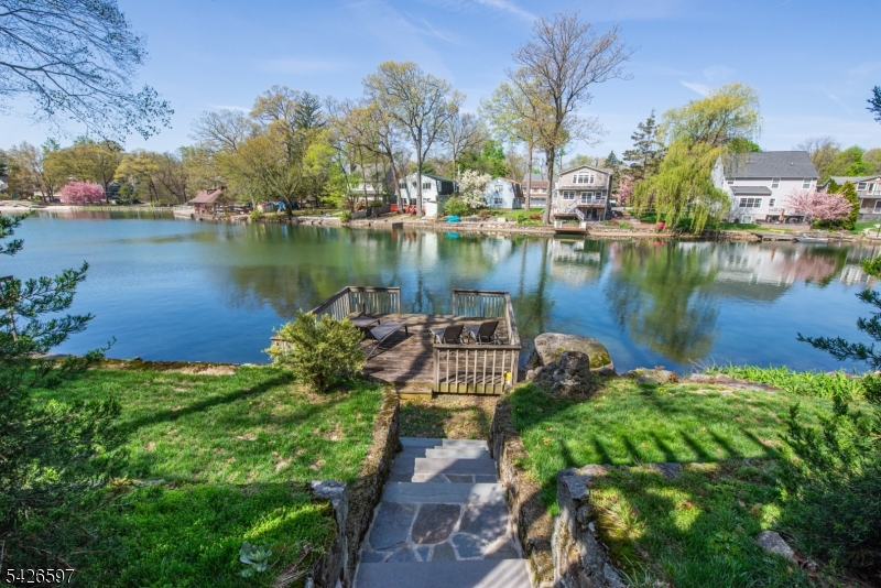 Erskine Lakes - Residential
