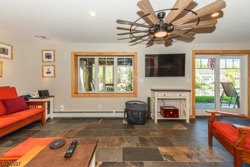 Erskine Lakes - Residential