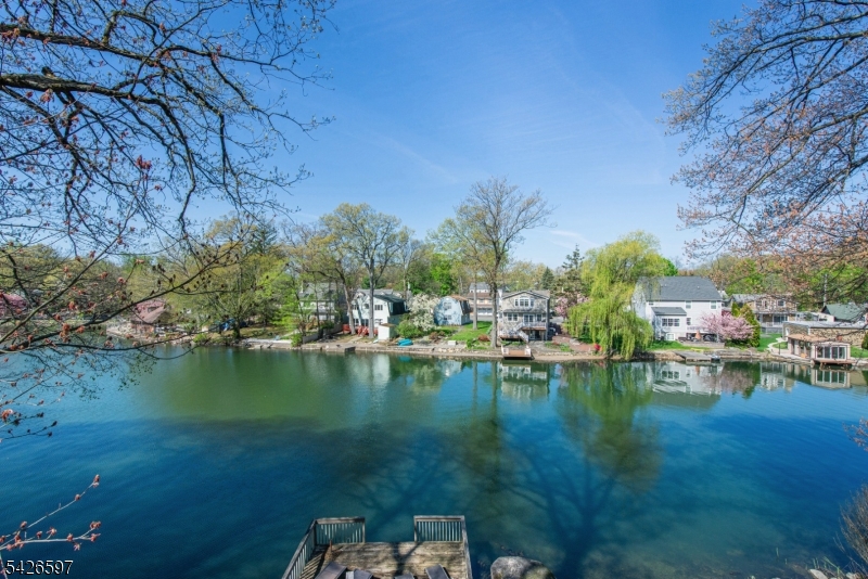Erskine Lakes - Residential