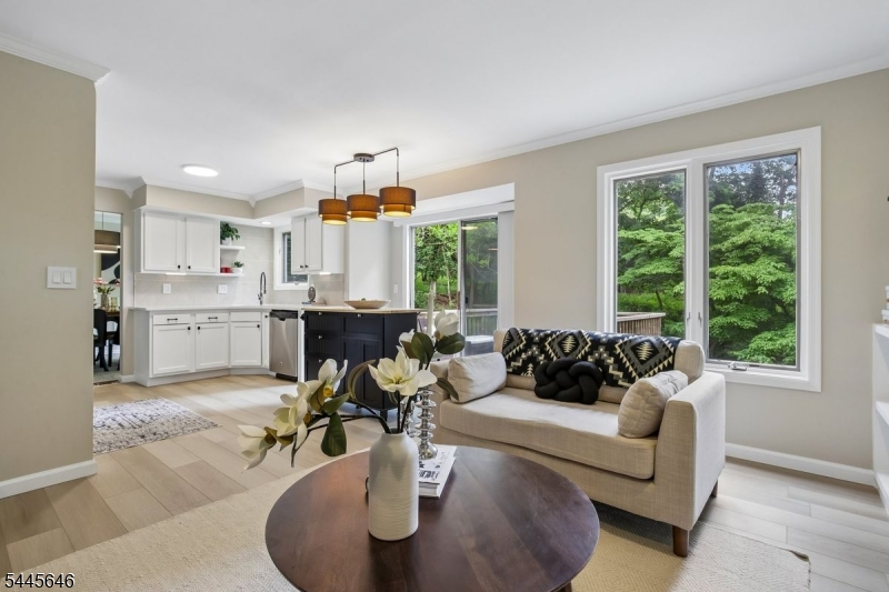 Crystal Woods - Residential