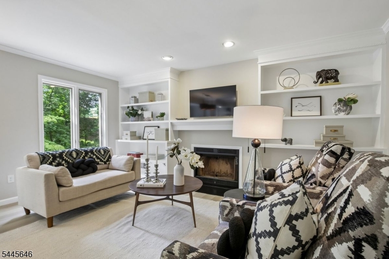 Crystal Woods - Residential