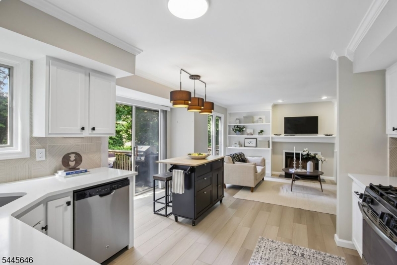 Crystal Woods - Residential