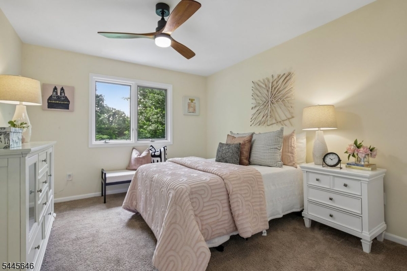Crystal Woods - Residential