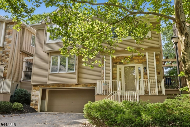 Crystal Woods - Residential
