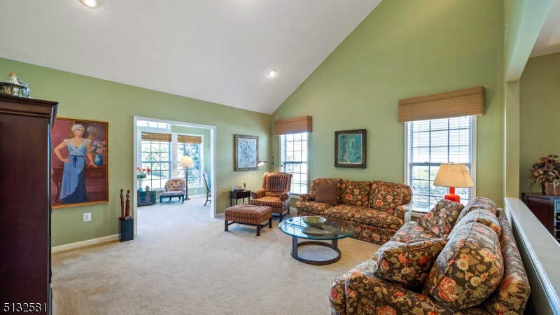 SOMERSET RUN - Residential
