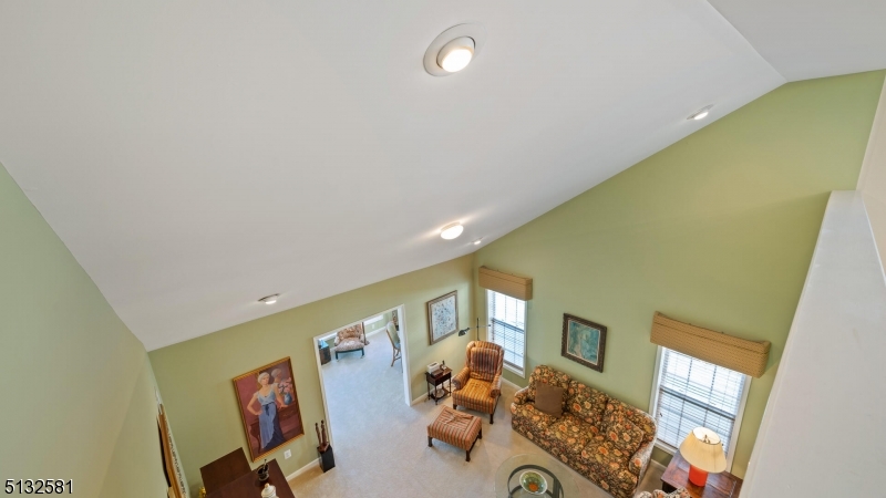 SOMERSET RUN - Residential