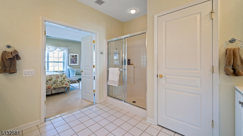 SOMERSET RUN - Residential