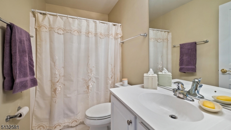 SOMERSET RUN - Residential