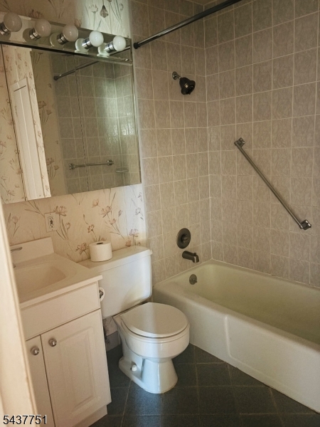 Inwood at Great Notch - Residential