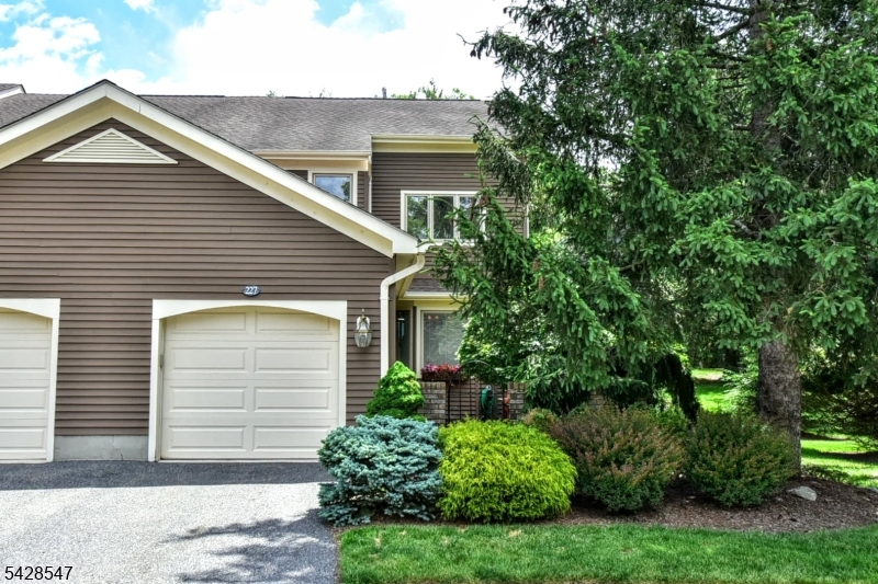 Located in the desirable Apple Ridge community, this 3 Bedroom, 2.5 Bath End-Unit Townhome offers comfort, versatility, and an inviting lifestyle setting. Enter through a private courtyard to the front door, creating a welcoming arrival and an added sense of privacy. A thoughtful floor plan offers comfortable everyday living along with great potential to personalize and enhance over time. The welcoming layout begins with the Entry Foyer and continues into the Eat-In Kitchen, flowing seamlessly into the Dining Room and step-down Living Room with a gas fireplace that serves as a warm focal point for the space. Sliding doors from the Living Room open to a private Deck, creating an ideal setting for outdoor relaxation or entertaining. Upstairs, the spacious Primary Bedroom features a vaulted ceiling and updated En-suite Bath, while two additional Bedrooms and updated Bathrooms provide flexibility for guests, home office space, or changing lifestyle needs. A full unfinished Basement offers endless possibilities for future recreation space, gym, media room, or abundant storage. As an end unit, the home enjoys added privacy and natural light throughout. Residents of Apple Ridge enjoy a sought-after lifestyle with amenities including a clubhouse, pool, tennis, pickleball, and beautifully maintained grounds, all conveniently located near shopping, dining, parks, and major transportation routes.
